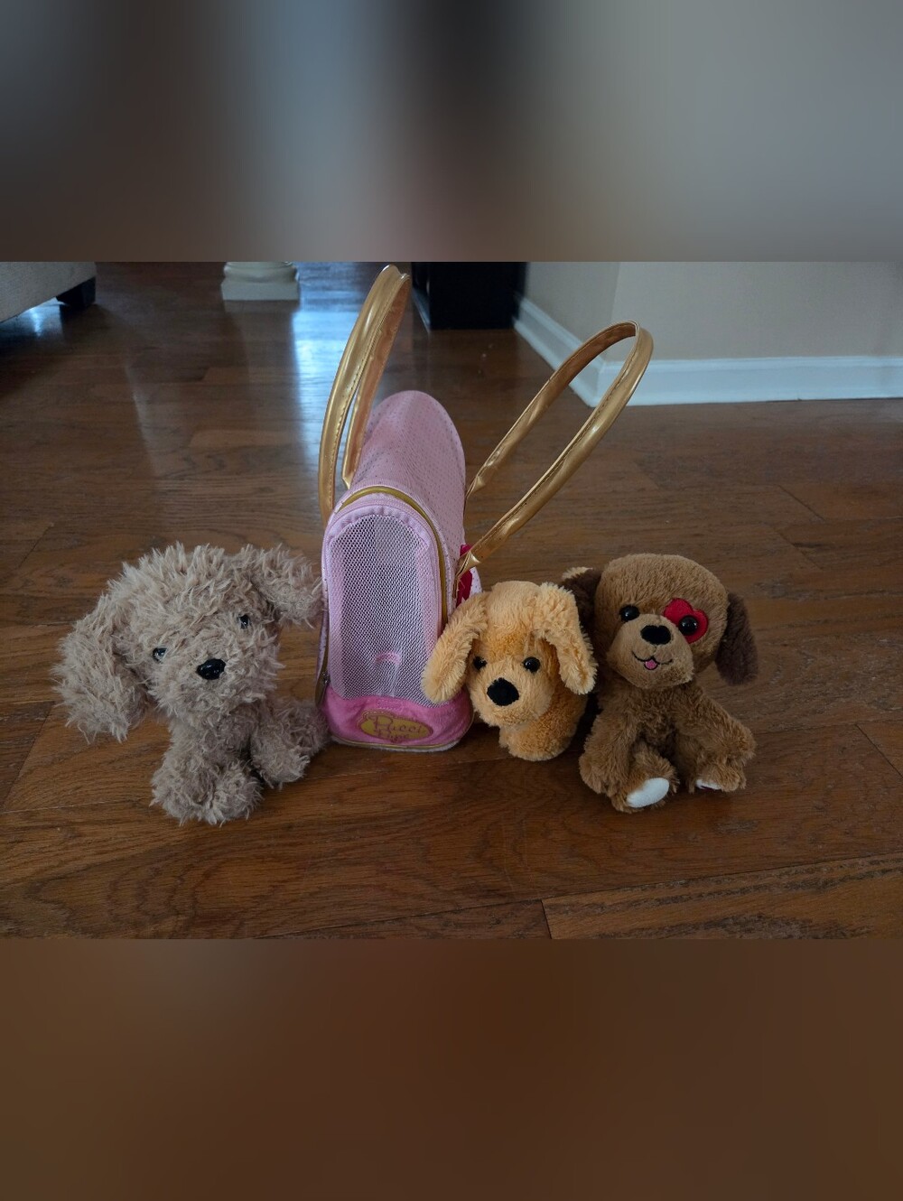 Pucci Pals Portable Pink Glam Bag & 3 Stuffed Animal Pups